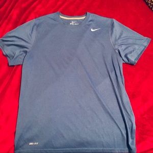 Men’s Nike Dri-Fit workout tee shirt